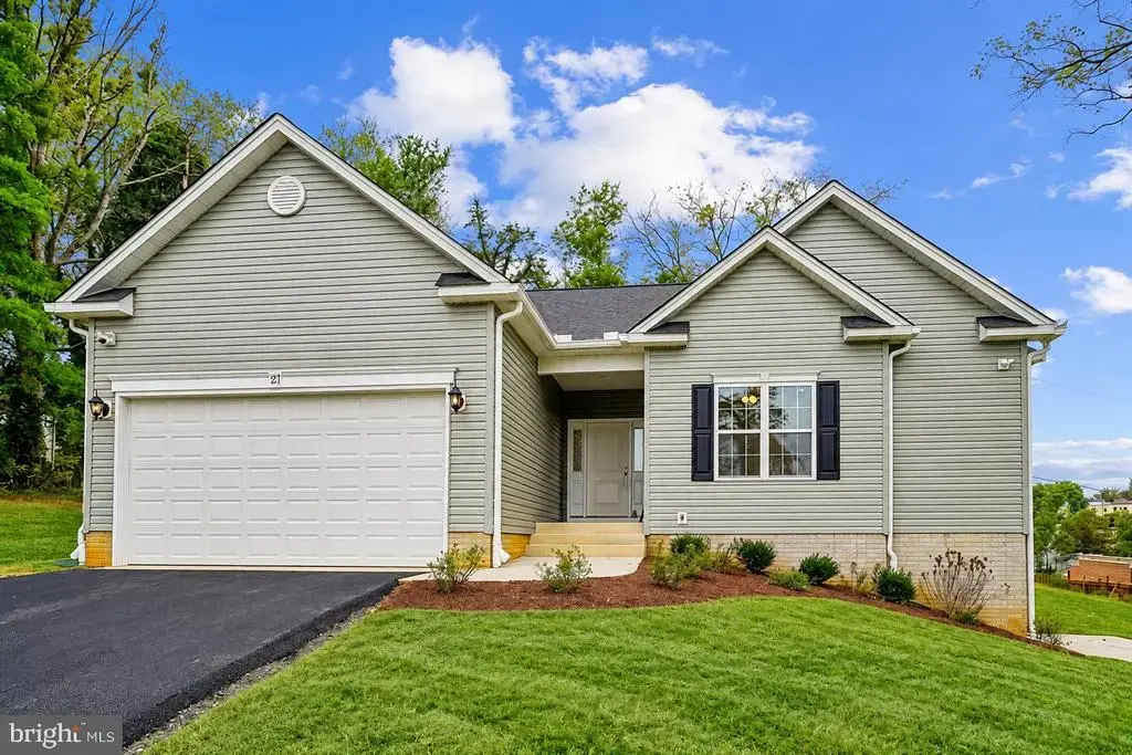 27 Durham Hill Ln, WARRENTON