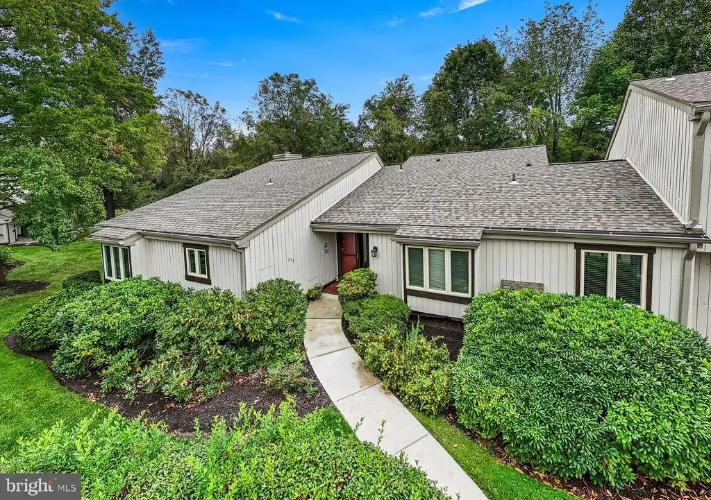 353 Devon Way #353, WEST CHESTER