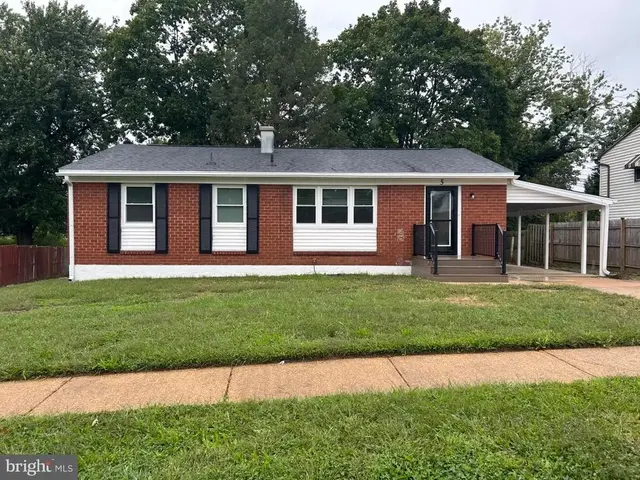 5 Adrian Ct, Newark