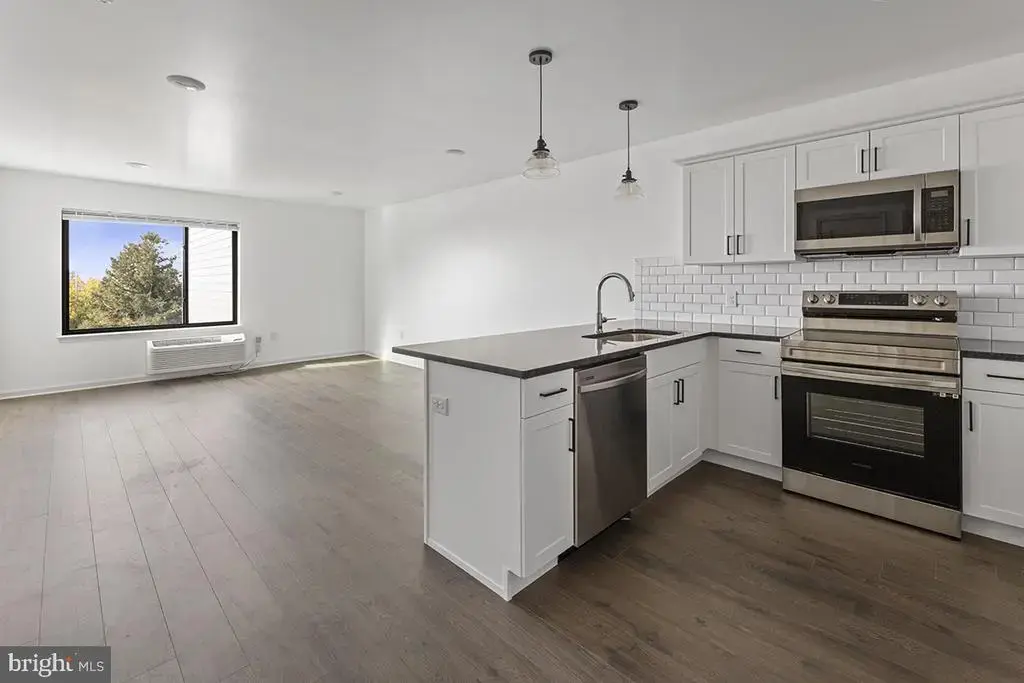 404 Fountain St #304, PHILADELPHIA