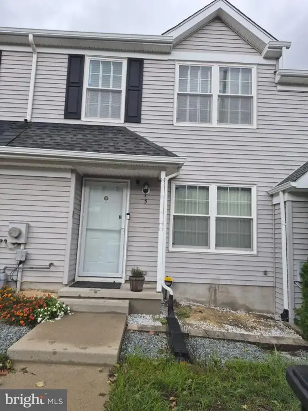 5 Gristmill Ln, PINE HILL