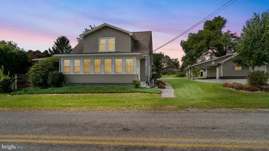 317 Empire Road Rd, HAWK RUN