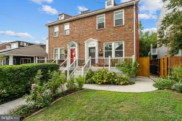 1218 Randolph St Ne, Washington