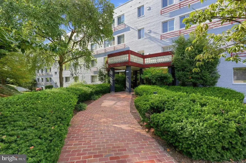3701 5th St S #407, ARLINGTON