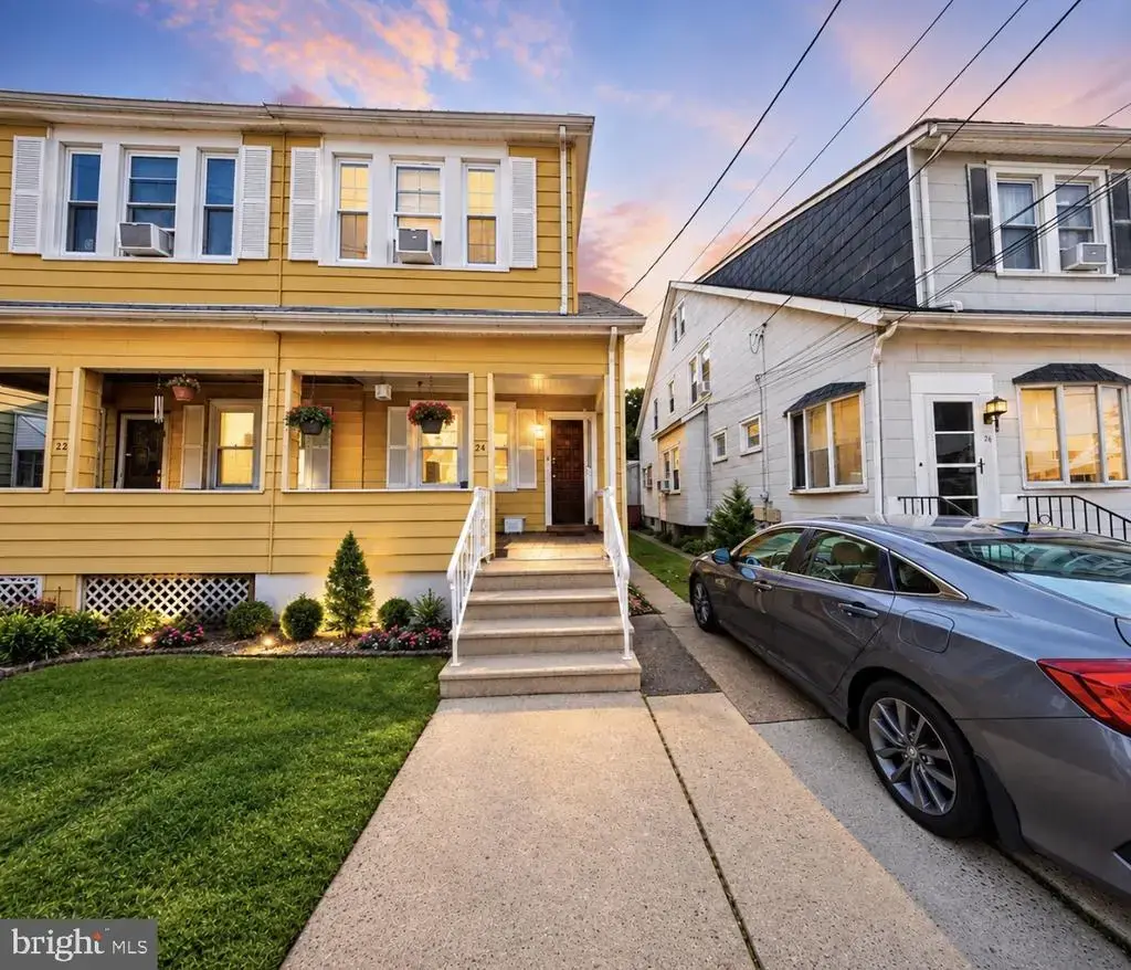 24 Newkirk Ave, HAMILTON