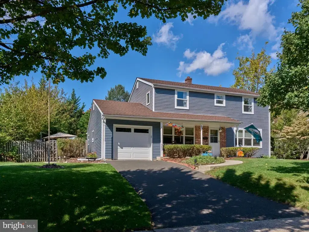 569 Maple Ave, DOYLESTOWN