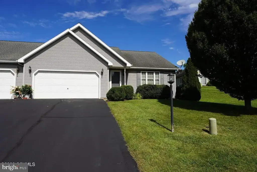 11 Deerfield Dr, ELYSBURG
