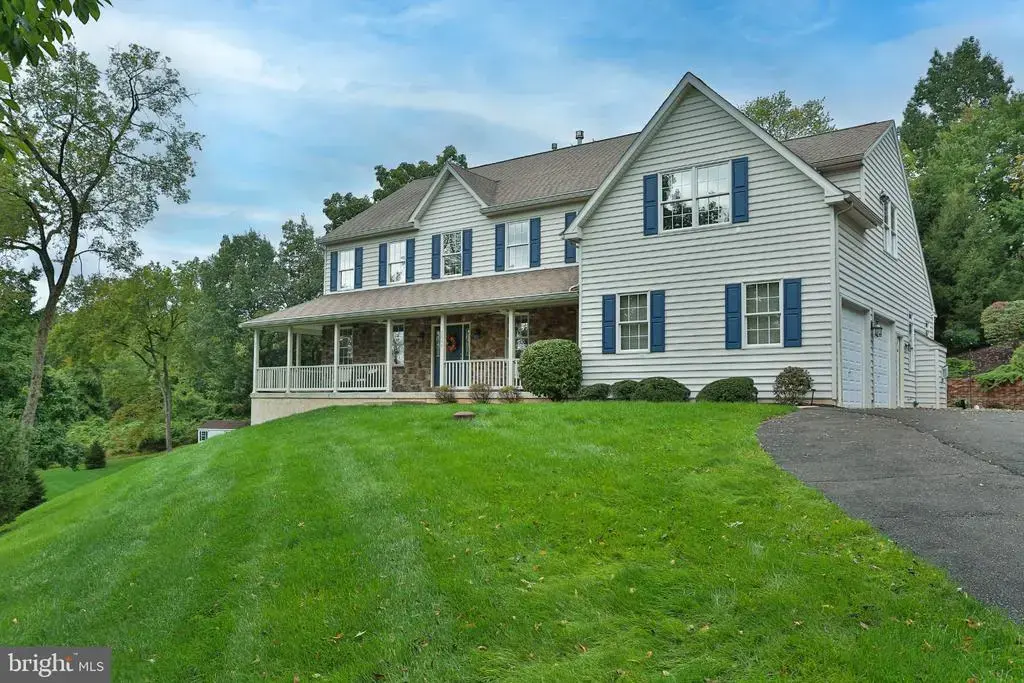 2046 Harmony Ln, JAMISON