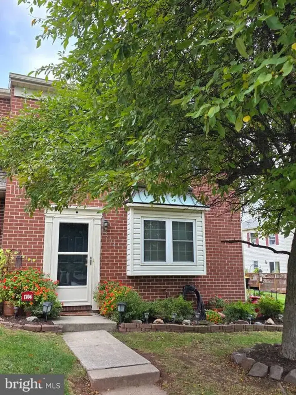 1704 Village Green Dr #, GILBERTSVILLE