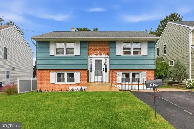 253 Highland Ave, Ambler