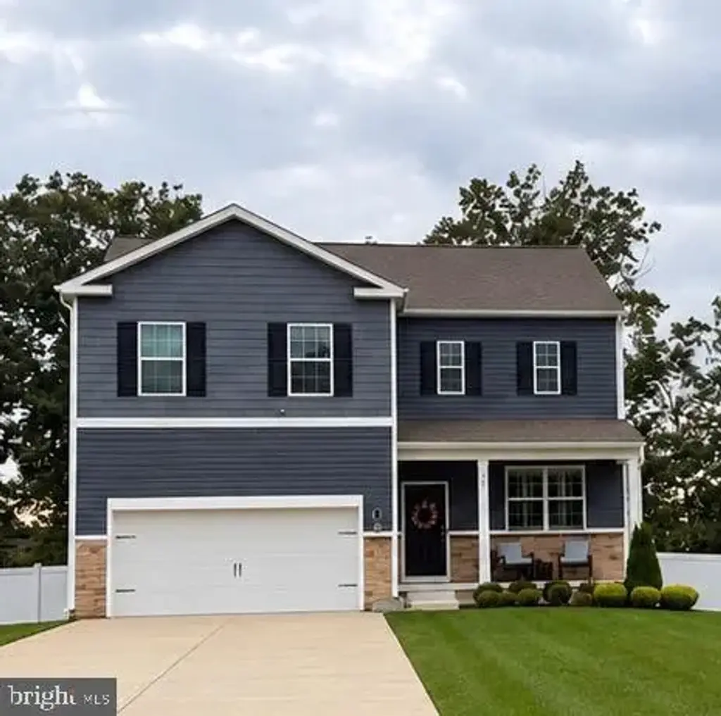 30 Cades Ct, NEWFIELD