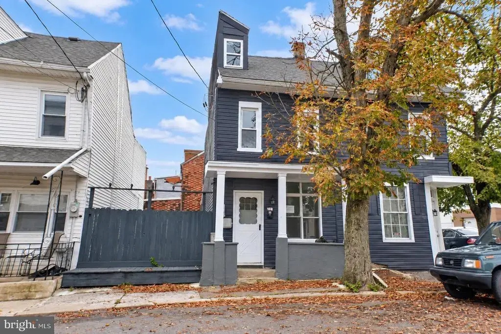 39 S 10th St, MAHANOY CITY