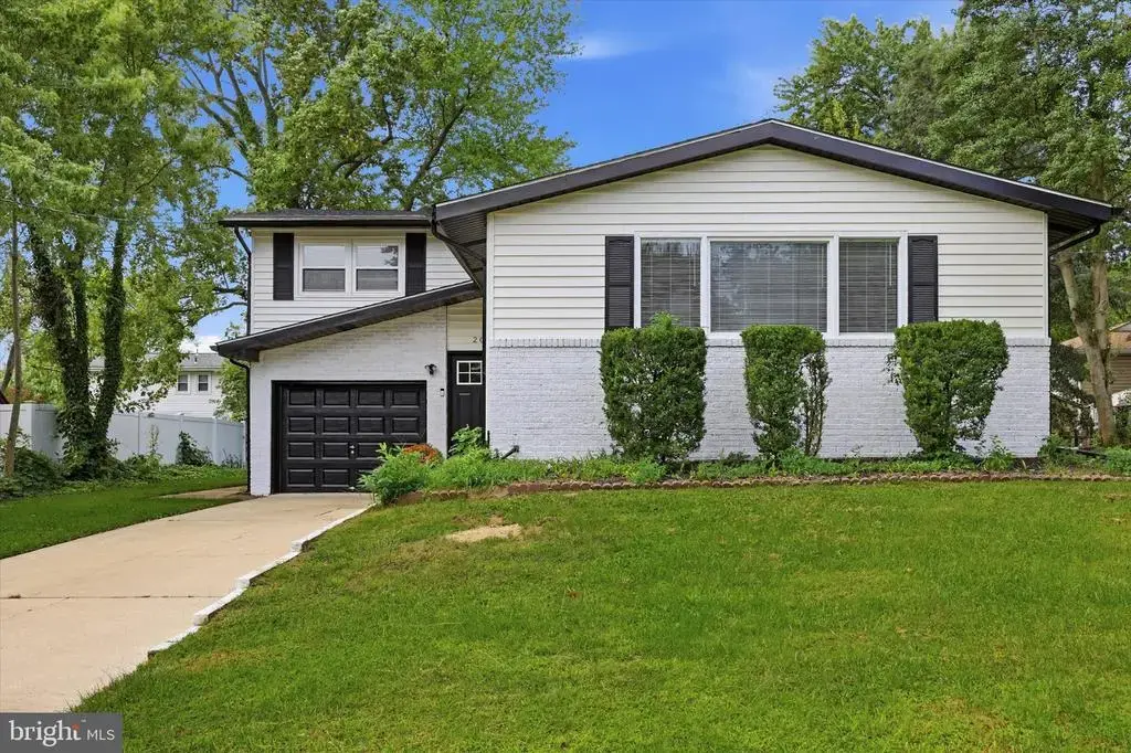 204 Belle Arbor Dr, CHERRY HILL