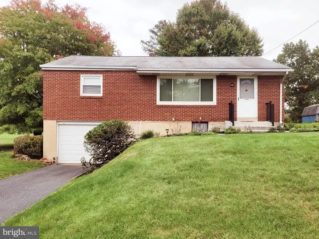 1391 Ford Ave, HARRISBURG