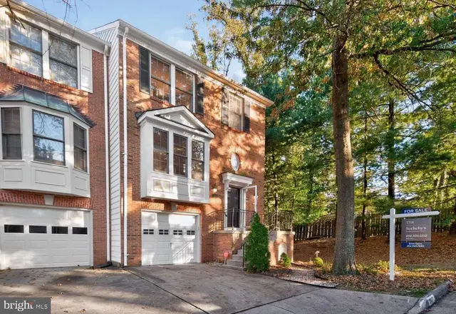 2117 Patty Ln, Vienna