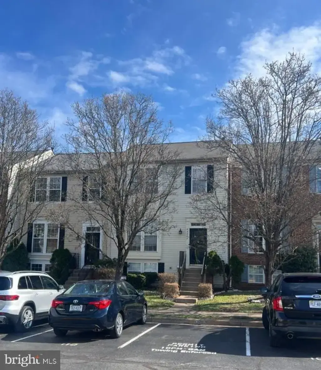 43349 Chokeberry Sq, ASHBURN