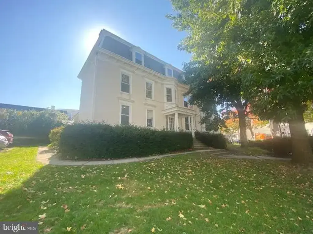 147 N Main St #2-1, DOYLESTOWN