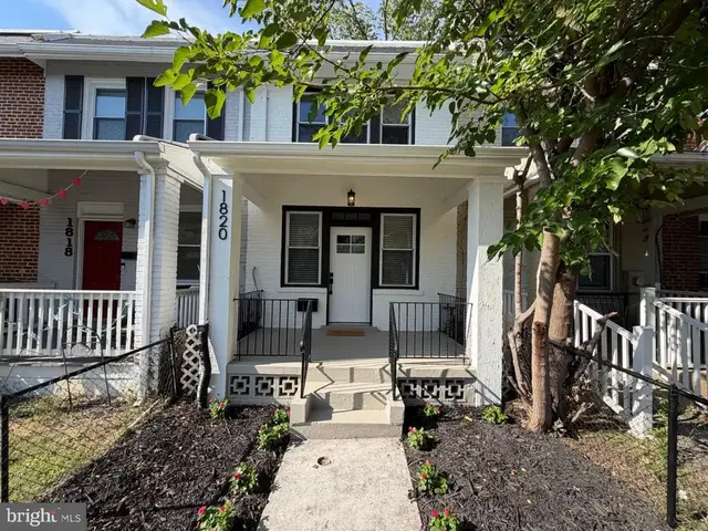1820 L St Ne, Washington