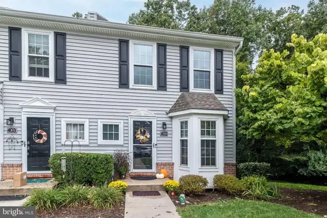 402 Hartford Sq #55, West Chester