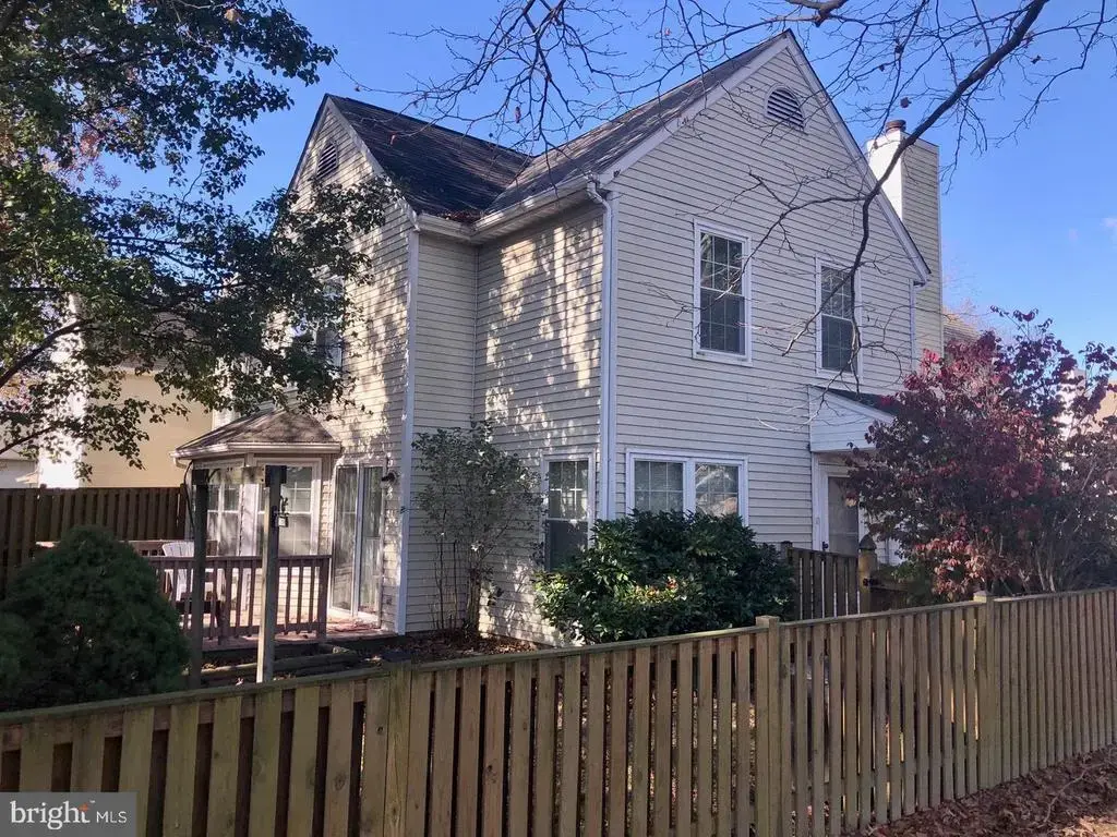 1209 Liberty Sq #11, BELCAMP