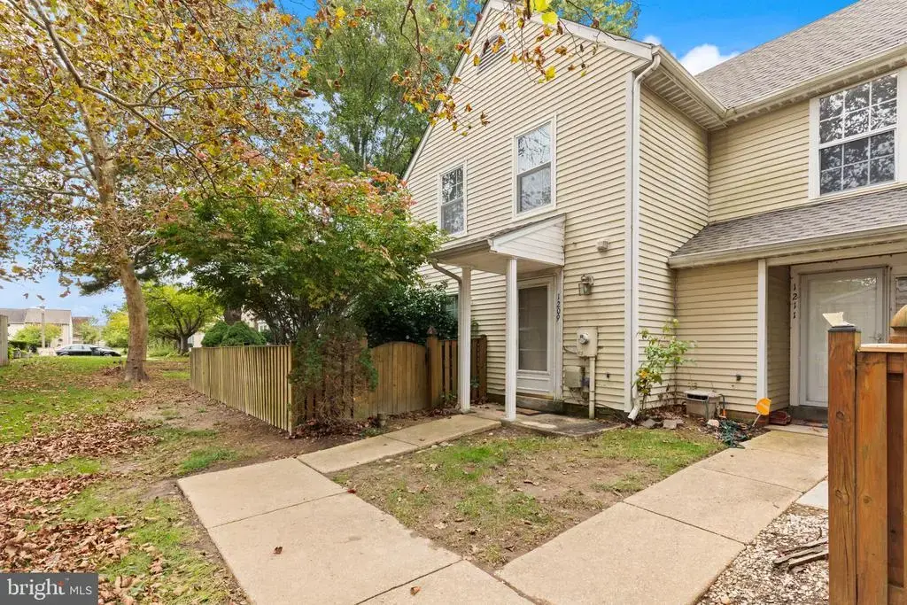 1209 Liberty Sq #11, BELCAMP