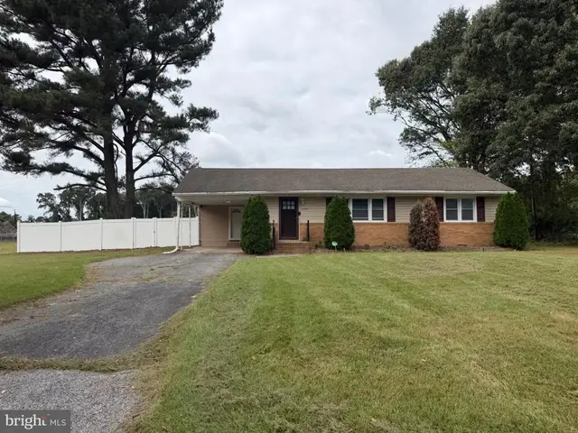 1314 West Rd, Salisbury