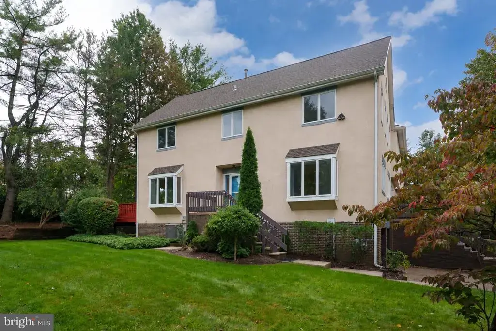 21 Exeter Ct, PRINCETON