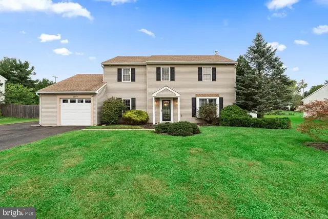 1549 Hartsville Cir, Warminster
