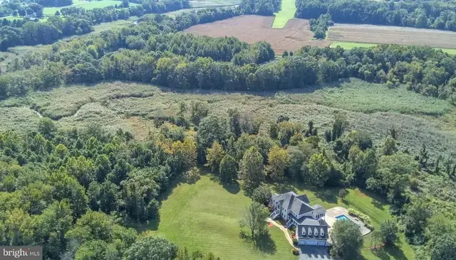 350 E Bay Front Rd, Deale