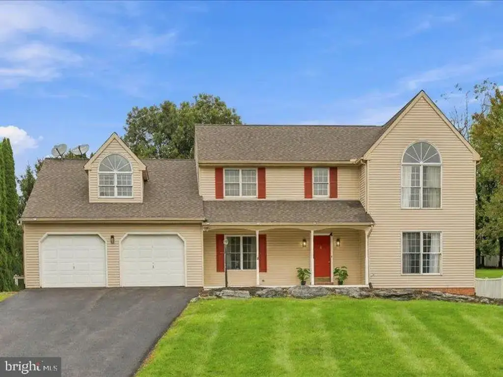 1002 Fieldstone Ct, LANCASTER
