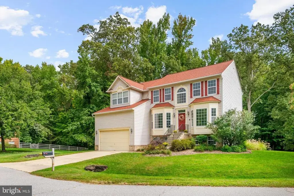 613 Lavender Ct, WEST RIVER