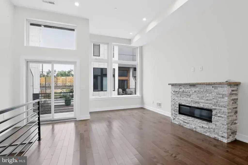 2527 Graduate Sq, PHILADELPHIA