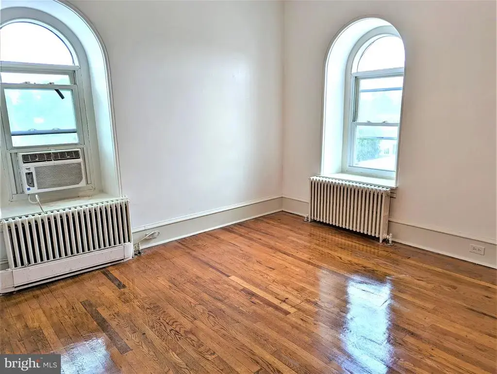 5606 Ridge Ave #3b, PHILADELPHIA