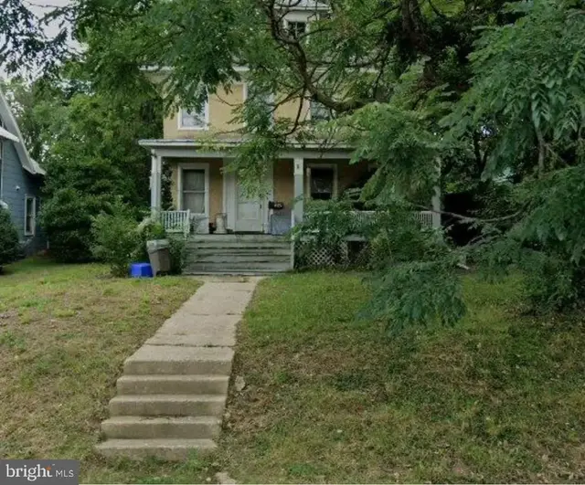 305 Baltimore Rd, Rockville
