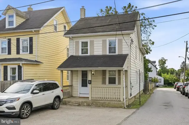 225 Brook St, Bryn Mawr