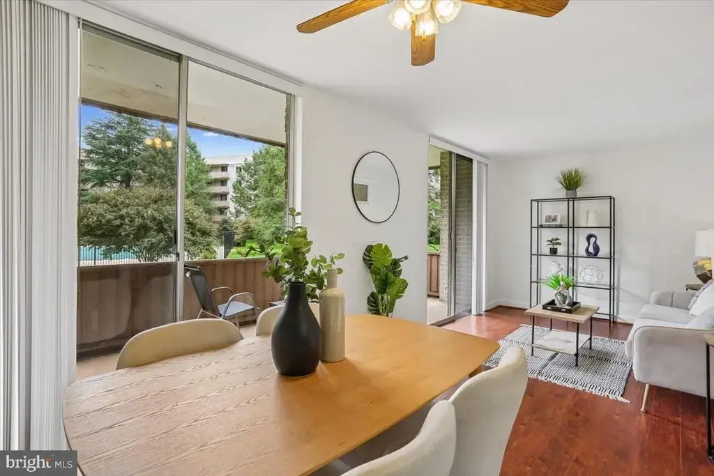 7505 Democracy Blvd #a-126, BETHESDA