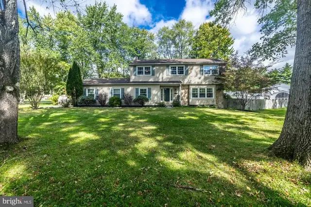615 Meadow Dr, West Chester