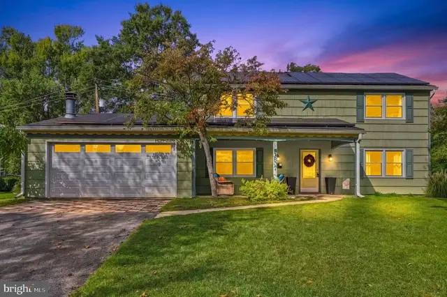 3807 Winchester Ln, Bowie