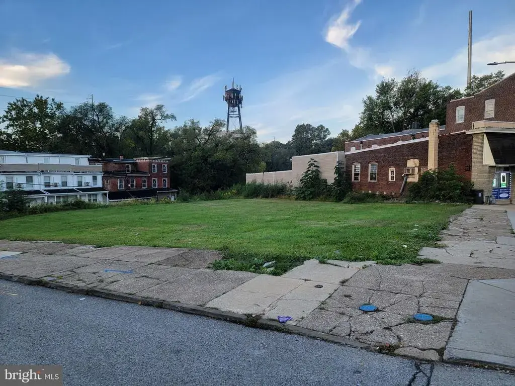834 Main St, DARBY