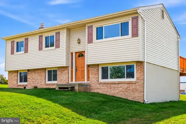516 E Baltimore St, Taneytown