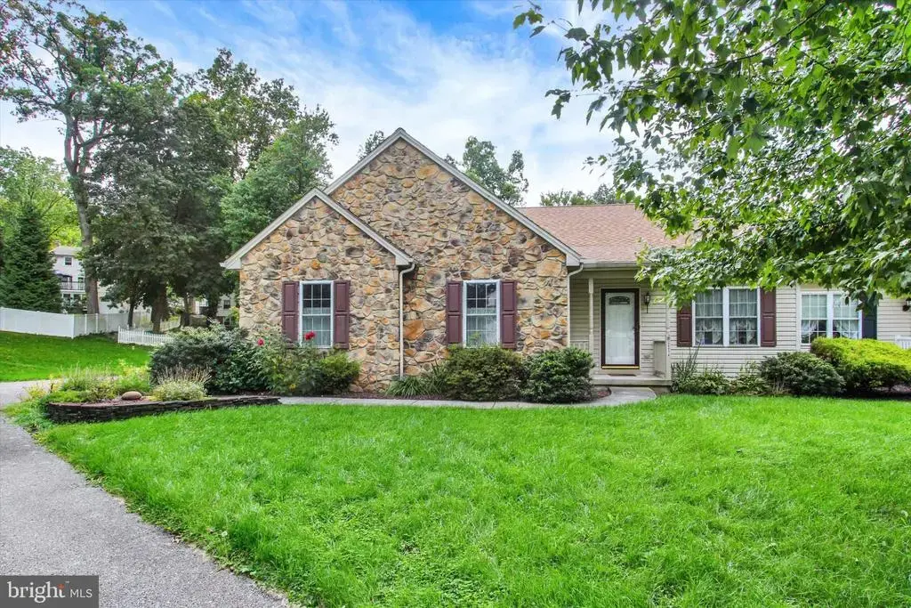 2314 Daisy Rd, YORK