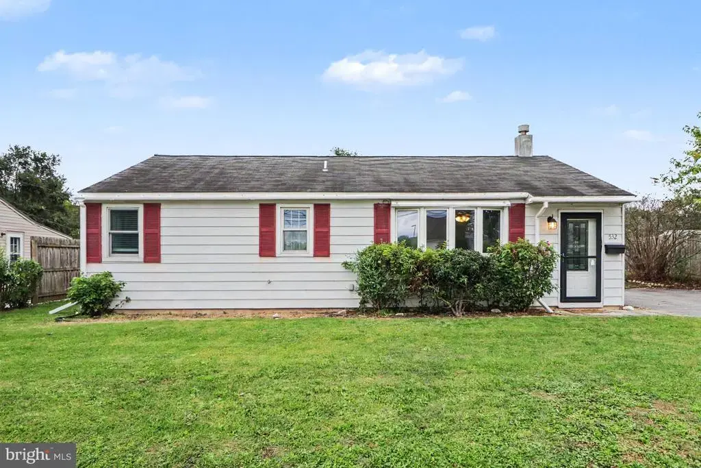532 N Enola Dr, ENOLA