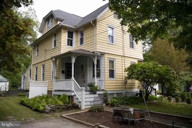 315 Union Ave, Swarthmore