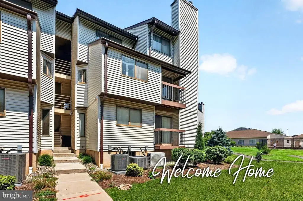 3411 Richmond Ct #3411, HILLSBOROUGH