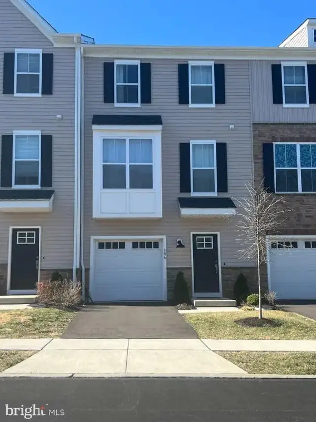 806 Pecan Rd, Spring City