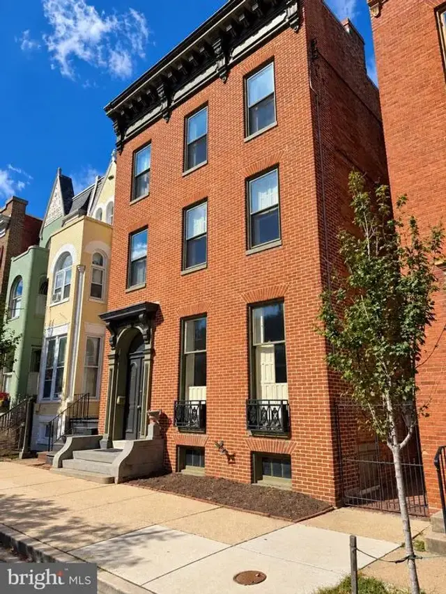 107 W 3rd St W, Frederick