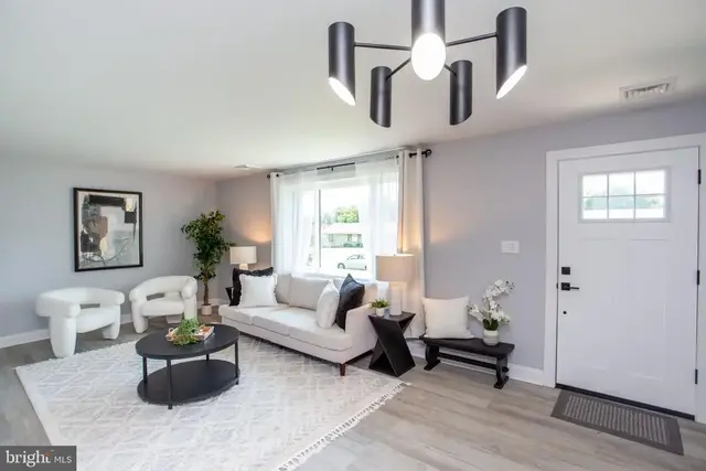 123 Holly Rd, Southampton