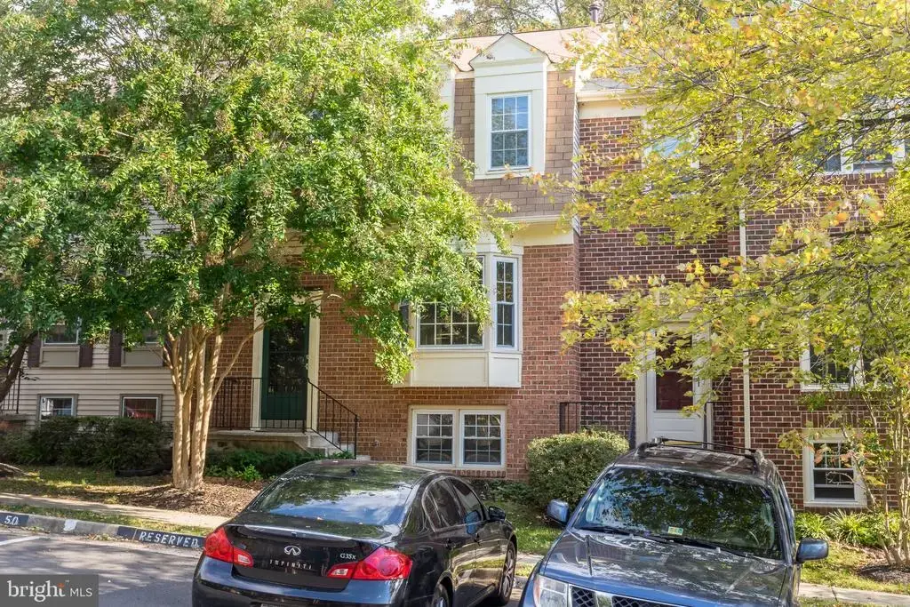 3745 Yorktown Village Pass, ANNANDALE