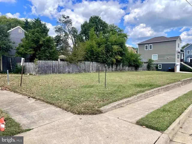 201 Prince Edward St, Fredericksburg