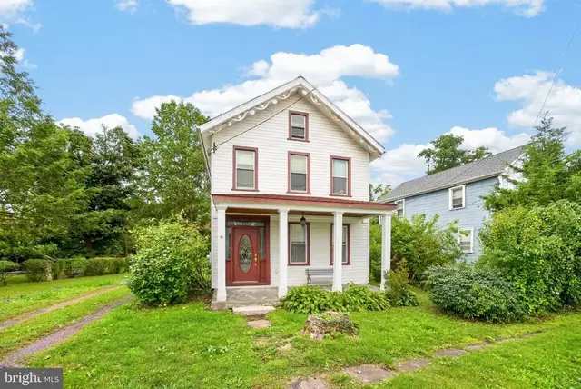 16 Hilltown Pike, Line Lexington